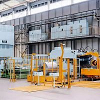 Coil feeding line for the automotive industry
