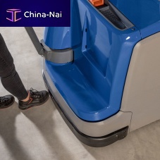 Foot protection switch HFS-FS®sensitivefor handling trucks