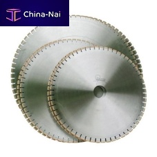 Diamond-coated cutting disc for marble