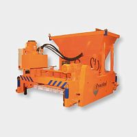 Cladding screeding machine