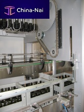 Top-loading case packer-unpacker DAM Seriesautomaticcylinderfor the food and beverage industry
