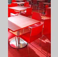 Contemporary table plasticacrylicmetal base