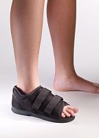 Semi-rigid sole post-operative shoe 69-102 seriesadult