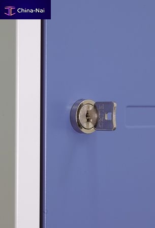 											Ventilated locker