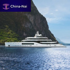 Cruising mega-yacht 8004raised pilothouse