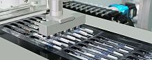Vibrating feeding system automaticfor the pharmaceutical industryfor syringes