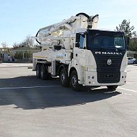Construction truck-mounted concrete pump Pi 140-47-ZX