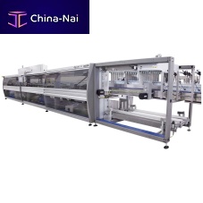 Horizontal tray packer TF 800 ERGONautomaticfor bottles