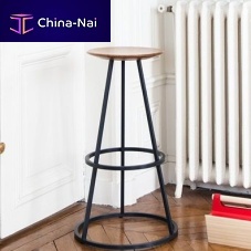 Contemporary bar stool GUSTAVEoaklacquered metal baseblack