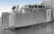Cleaning station for the pharmaceutical industry AW for vialsautomatedair-jet