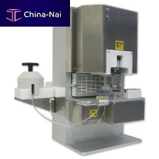 Radiopharmacy automated dispensing system Syr compactrobotic