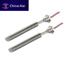 Mineral-insulated heating cable for submersible heaters