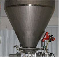 Vibrating hopper for food