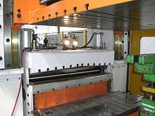 Hydraulic shear guillotine