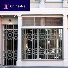 Retractable security grille for doorsfor windowsfor store fronts