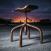 Industrial design bar stool SL-056leathersteel base4-legged