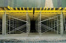 Facade scaffolding tower MESA FLEXmodular