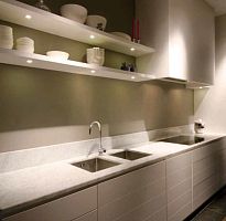 Shelf light LILO