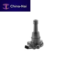 Ultrasonic level sensor for oilanalogfor automotive applications