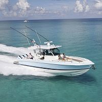 Outboard day fishing boat 387 triple-engineopencenter console