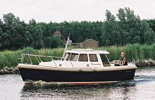 Inboard cabin cruiser 660Mdieseldisplacementhard-top