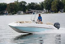 Outboard center console boat CC 19 OBsport-fishing10-person max.with T-top