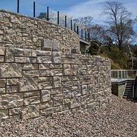 Reinforced concrete retaining wall K-BLOCKmodularprefabfor bridge construction