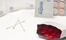 Pharmaceutical product packaging pouch paper