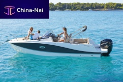 Outboard walkaround Activ 755 Sundeckopenfast cruisinghigh-performance