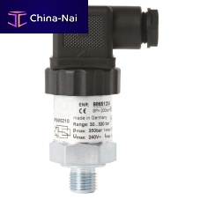 Mechanical pressure switch compact