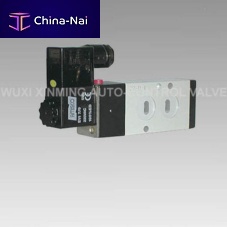 Pneumatic pneumatic directional control valve