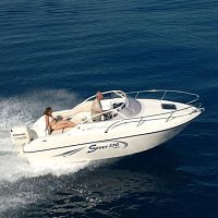 Outboard day cruiser 590 opensport6-person max.
