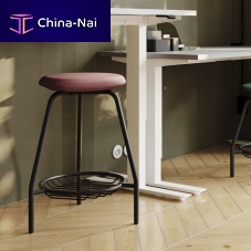 Contemporary bar stool Pungfabricmetal base3-legged