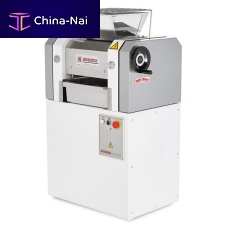 Roller grinding mill RF 2verticalalmondfor chocolate