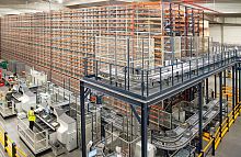 Pick-to-tote order-picking system automatic