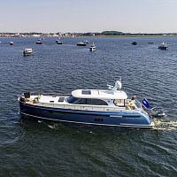 Cruising motor yacht 65S LONG RANGEflybridge3-cabin8-berth