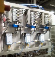Multi-component mixing unit