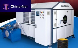 Rotary blade cutting machine for plasticscorrugated tubefor extrusion lines