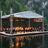 Floating platform Stagesfor recreation centersfor special eventsconcrete