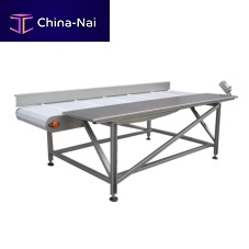 Fabric conveyor belt for the food industrymeateasy cleaning