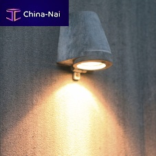 Contemporary wall light BEAMY indoorgardenzinc
