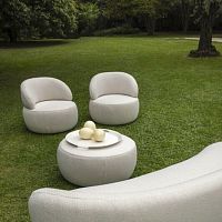 Contemporary armchair Dokufabricroundwith removable cover