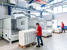 Bale opener for the textile industry