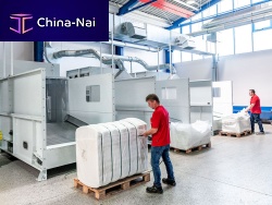 Bale opener for the textile industry