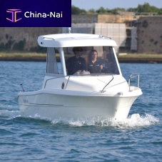 Outboard day fishing boat MARLIN 18 wheelhouse6-person max.