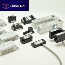 Magnetic proximity switch cylindricalrectangularvane