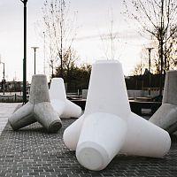 Floor lamp TETRAPODmetalPEoriginal design
