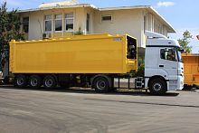 Container semi-trailer 3-axletowedfor waste