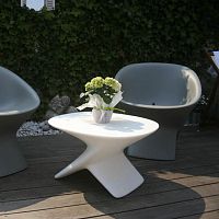 Original design coffee table UBLOpolymersquarehome