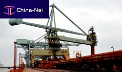 Bulk unloader ship